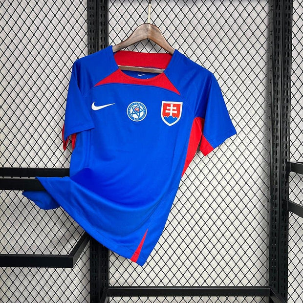 24 - 25 Slovakia Home Retro | Footballshirt.online - Footballshirt.online