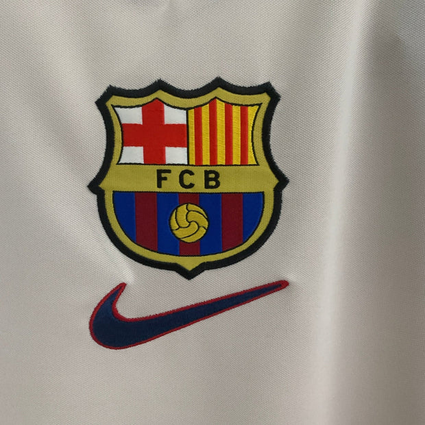 BARCELONA 1998 - 1999 AWAY JERSEY - Footballshirt.online