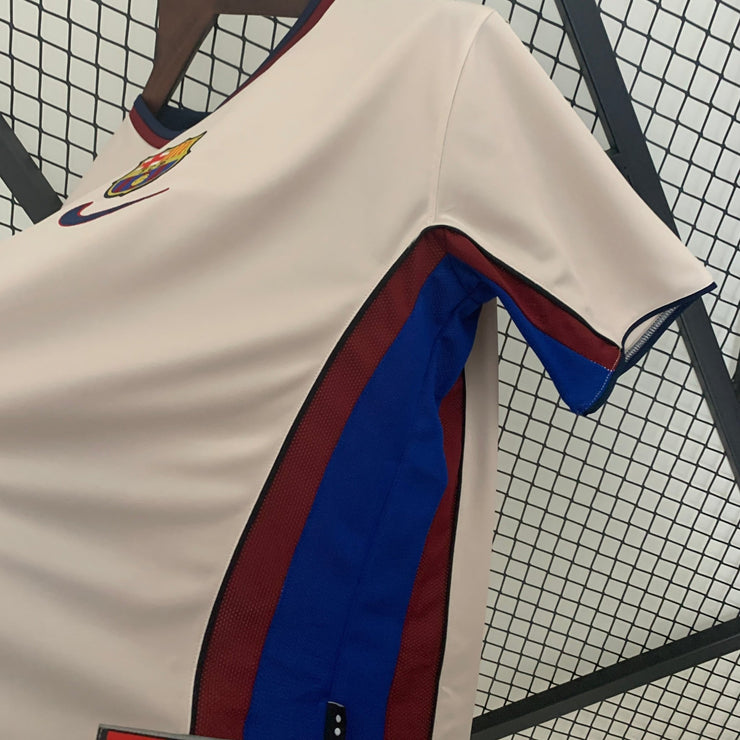 BARCELONA 1998 - 1999 AWAY JERSEY - Footballshirt.online