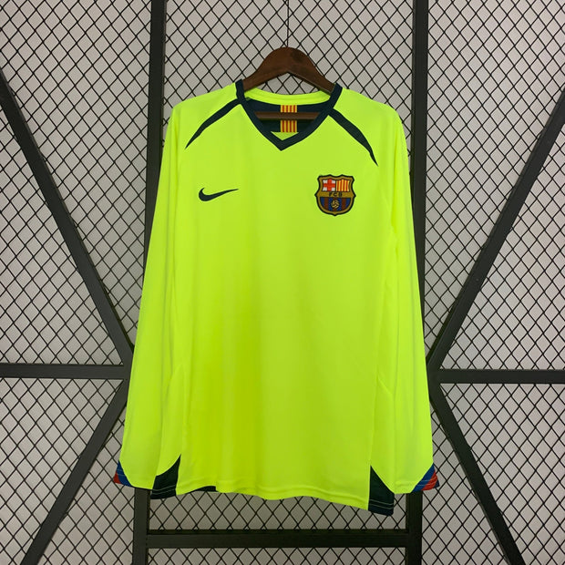 BARCELONA 2005 - 2006 AWAY JERSEY LONG SLEEVED - Footballshirt.online