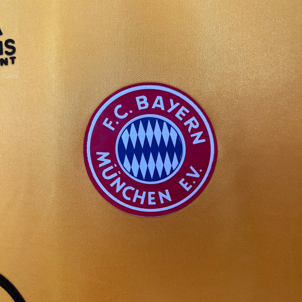 BAYERN MÜNCHEN 1994 - 1995 AWAY JERSEY - Footballshirt.online