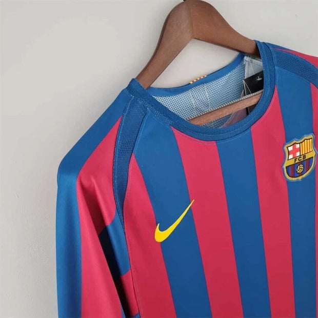FC Barcelona 2005 - 2006 Final Champions League Iniesta Ronaldinho Home Retro - Footballshirt.online