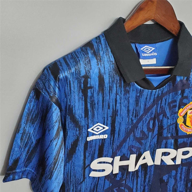 MNU away retro shirts - Footballshirt.online