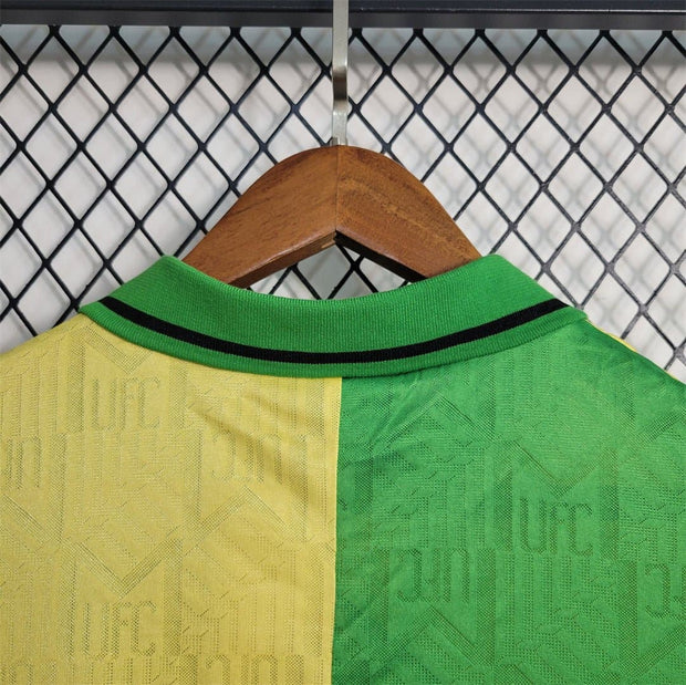 MNU away retro shirts - Footballshirt.online