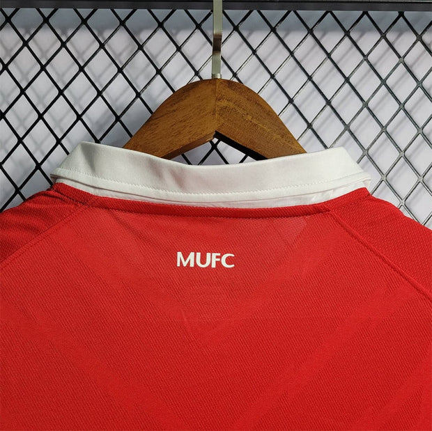 MNU home Retro Away Shirts - Footballshirt.online