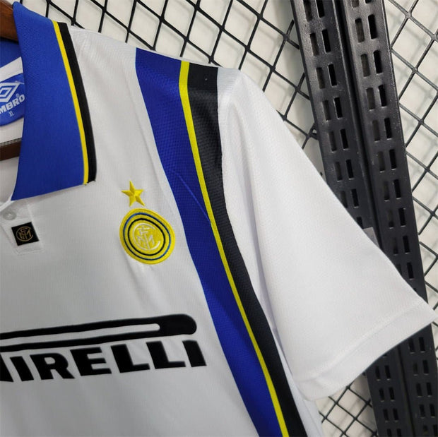 Pirelli Retro Tshirt Final League - Footballshirt.online
