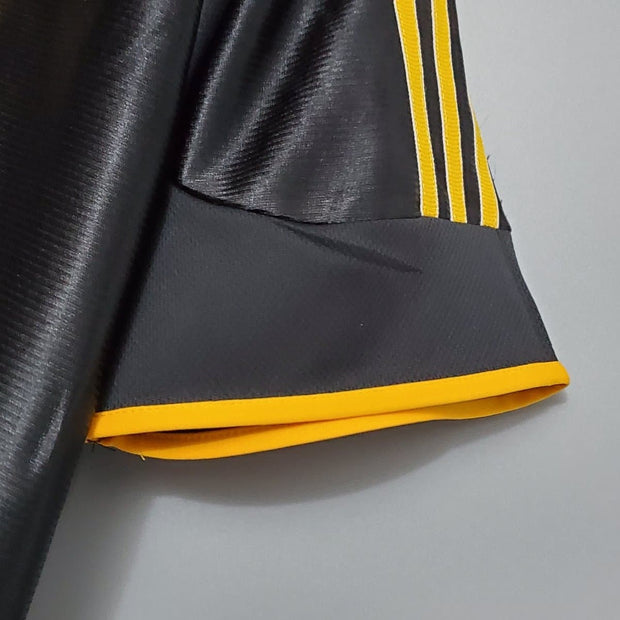 R MAD away 11 retro shirts - Footballshirt.online