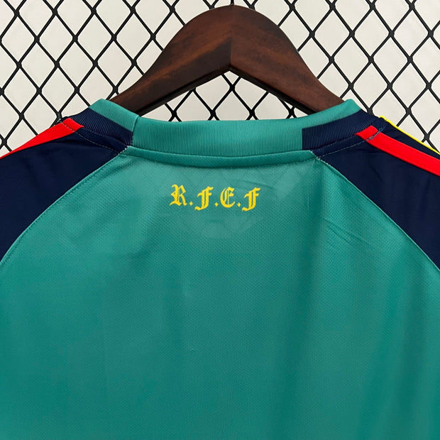 SPAIN 2010 WORLD CUP GOALKEEPER JERSEY| Footballshirt.online - Footballshirt.online